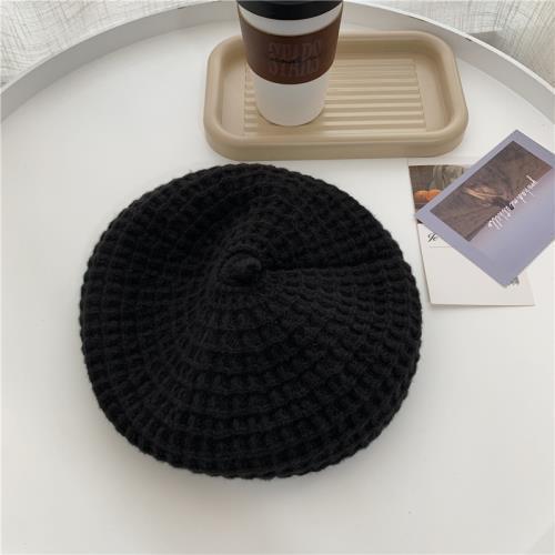 Classic Korean Wool Beret: Cozy & Chic for Autumn and Winter