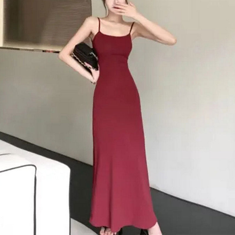 "Spicy Girl" Off-Shoulder Camisole Dress – Summer 2024 Collection