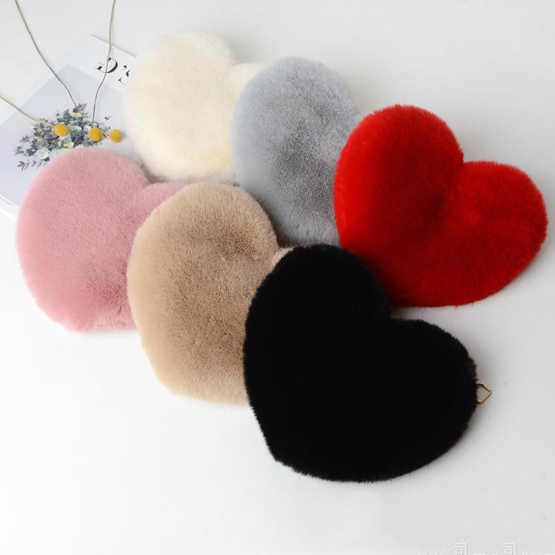 Heart-Shaped Plush Shoulder Bag – Cute Chain Bag for Women – Perfect Valentine's Day or Party Accessory