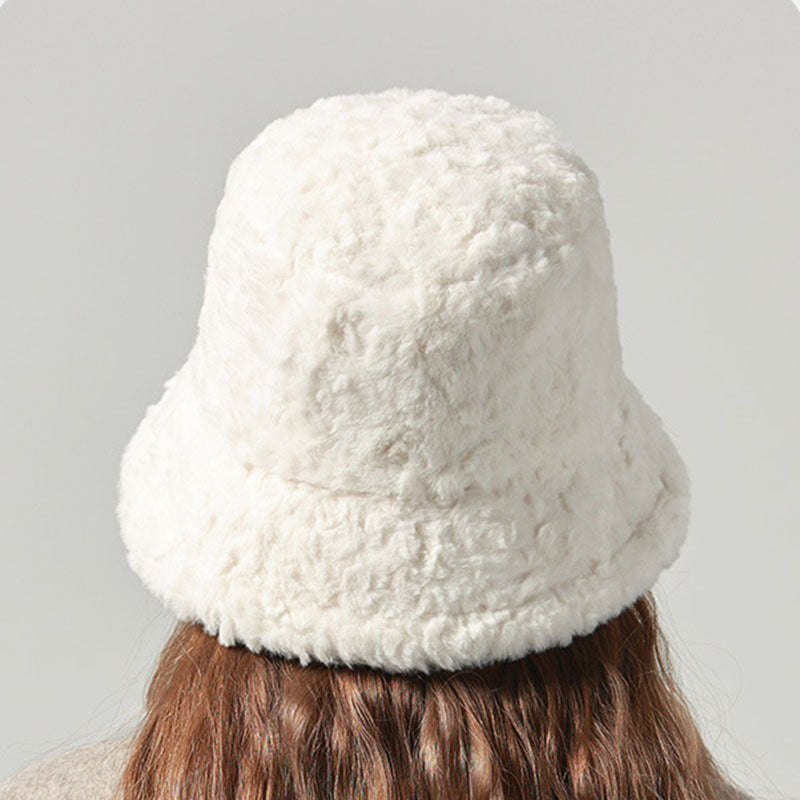 Lambswool Fisherman Hat: Cozy Winter Warmth with Fashionable Flair